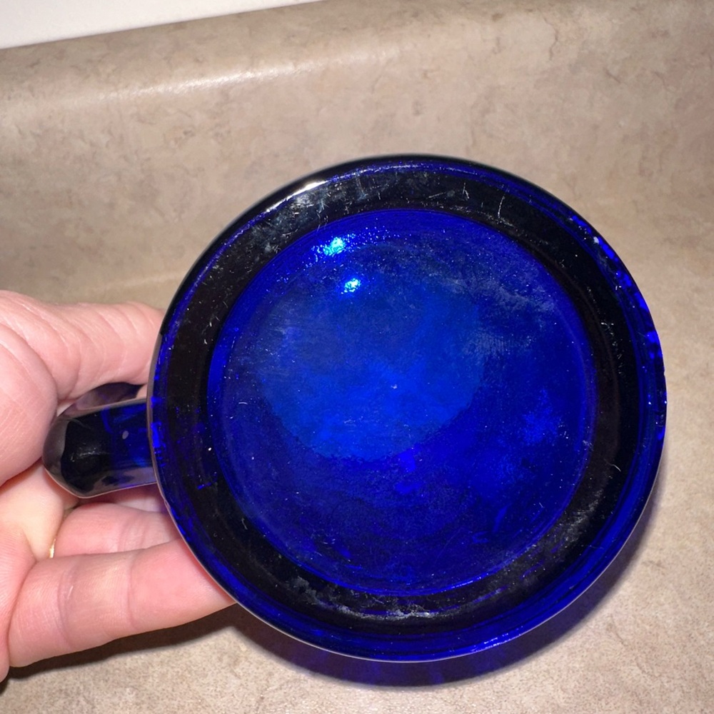 Humpty Dumpty & Tom Cobalt Blue Glass Mug Nursery Rhymes Vintage - Picture 5 of 5